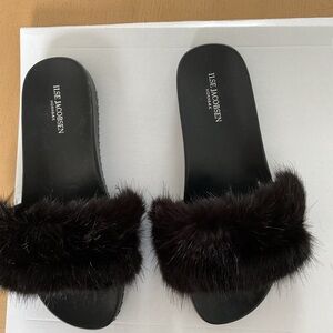 Ilse Jacobsen Black Plush Slippers